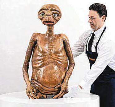 E.T. model on auction block in New York, could fetch $1.2 million