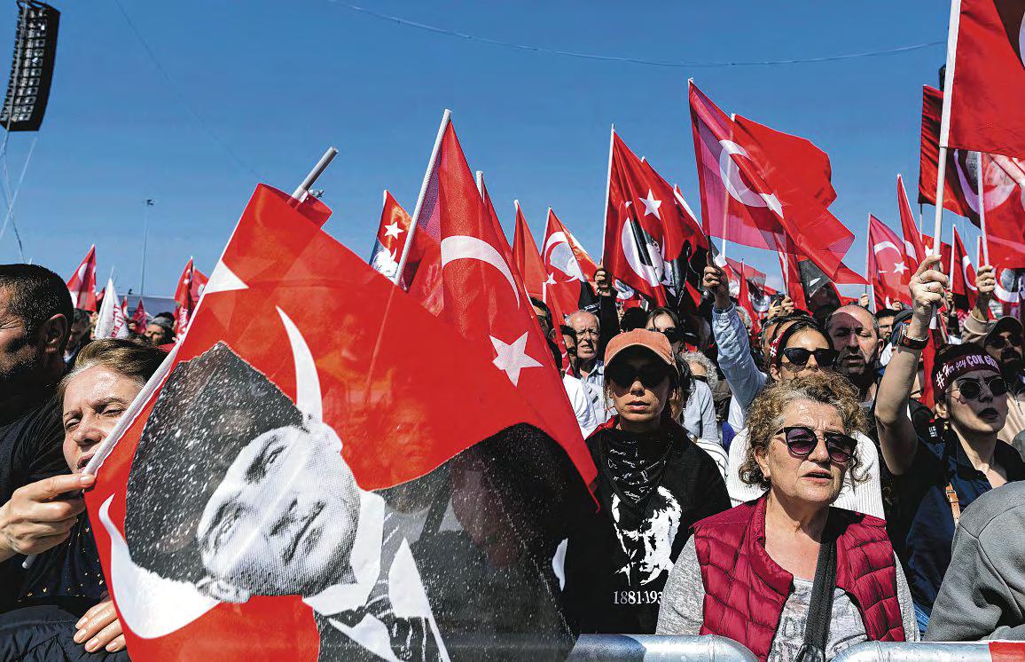 Turkey's opposition pushes for early polls as protests go on