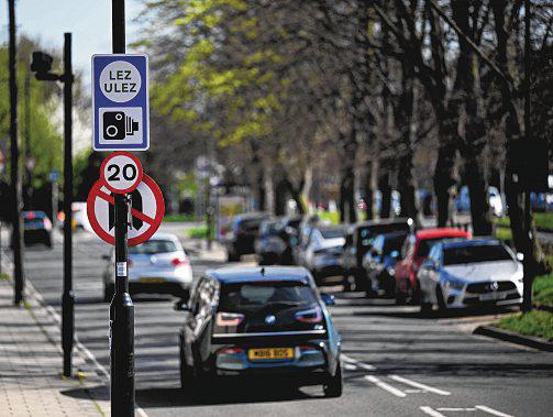 Britain Eases EV Goals for Its Automakers in Response to US Tariffs
