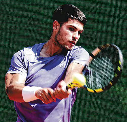 Alcaraz Eases into First Match with Rising Star Fils