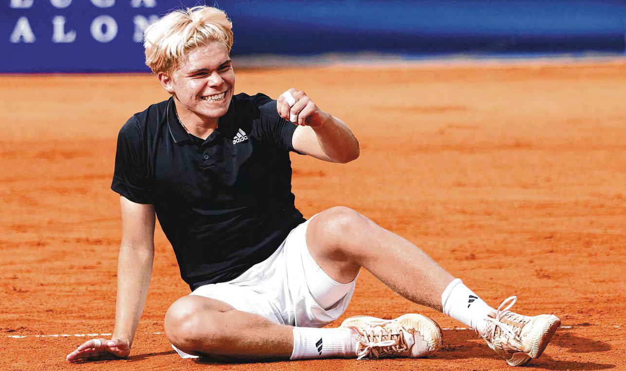 'Crazy' winning debut for 17-year-old in Munich