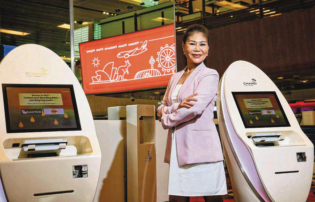 Qantas marks 90 years in S'pore, its first international destination