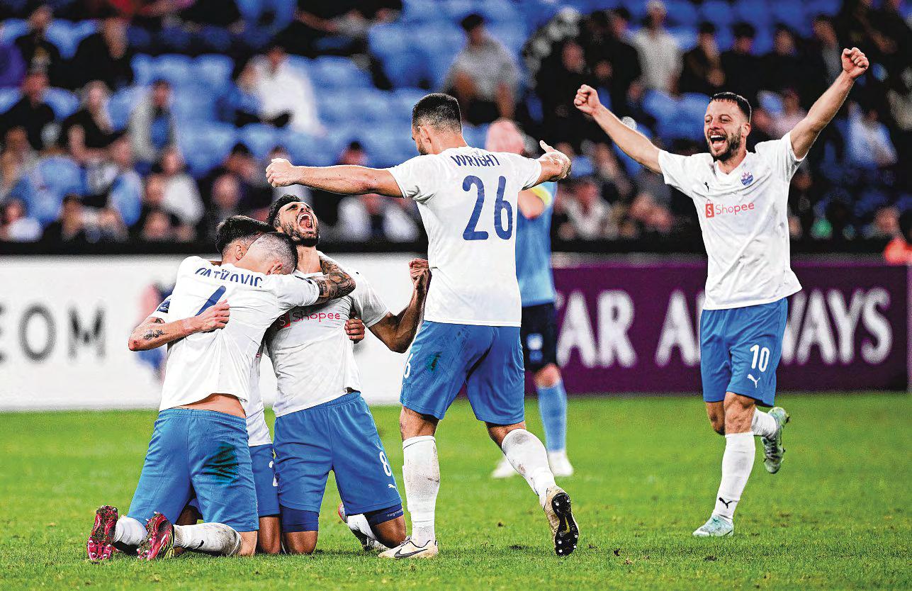 Dreamy Sailors In Uncharted Waters