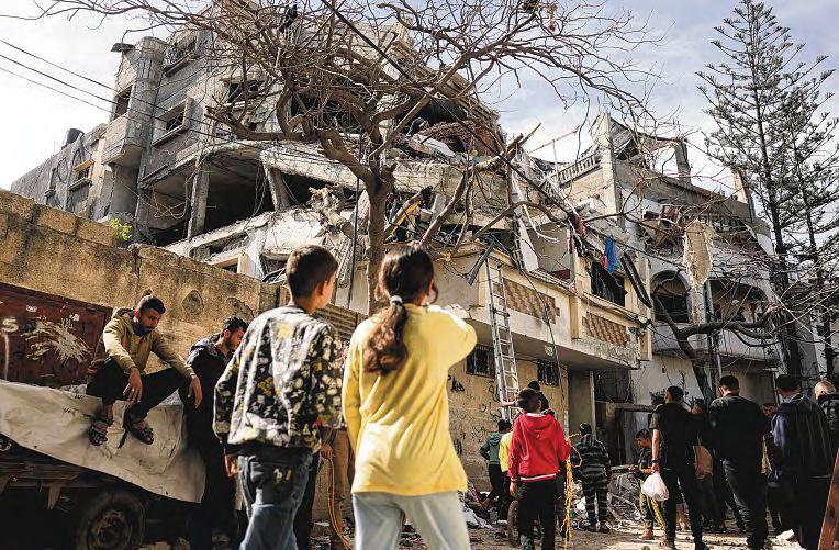 No humanitarian aid will enter Gaza, says Israeli defence minister