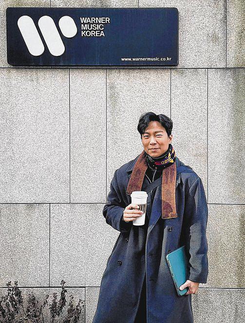 Nat Ho scores songwriting contract with Warner Music Korea