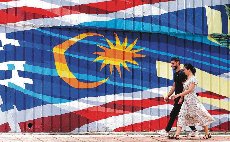 Malaysia's Q1 Growth Slower Than Expected Even Before Tariff News