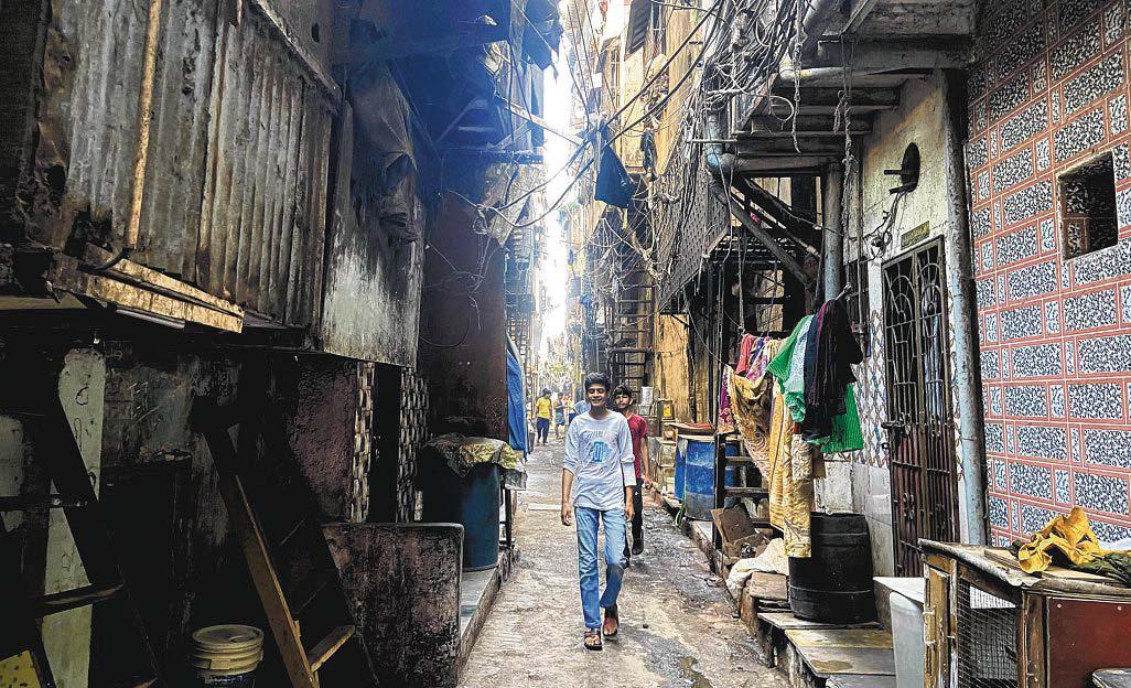 Mumbai's Plan to Rehouse Slum Dwellers on 'Toxic' Sites Mars Mega Urban Project