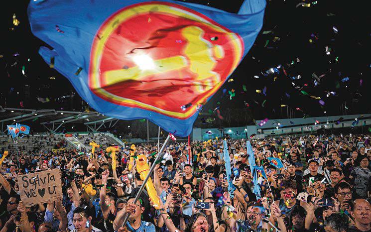 WP Holds Its Place Amid National Swing Against Opposition