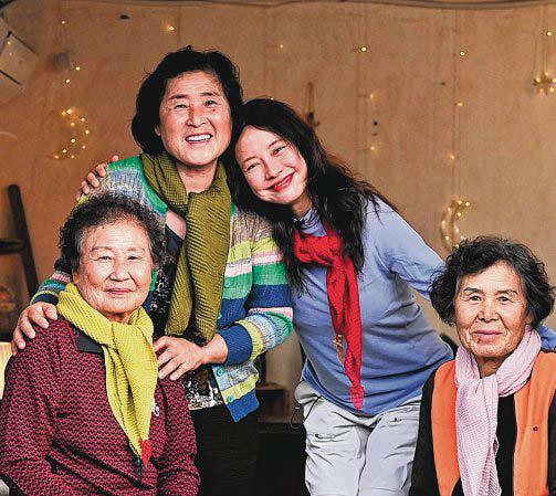 K-actress Song Ji-hyo happy to get 'scolded' while filming docuseries