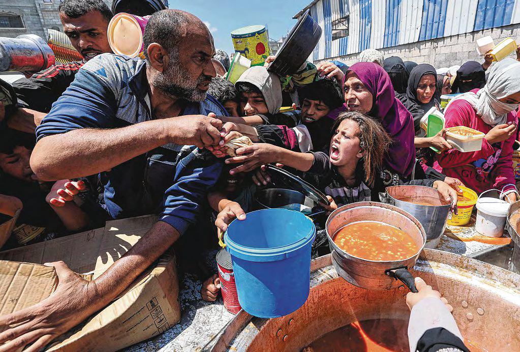 US and Israel Mull Over Divisive Aid Plan for Gaza Caught in Israeli Blockade