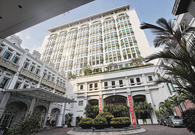 Frasers Property Makes Second Bid to Privatize Its Hospitality Reit in $1.37b Deal