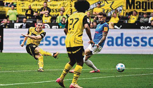 Dortmund Snatch Last Champions League Position