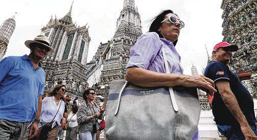 Thailand Cracks Down on Illegal Tours to Boost Tourist Confidence