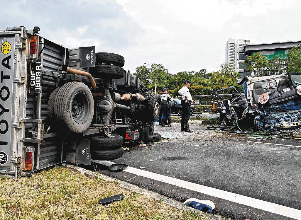 Driver dies after accident involving two lorries in Braddell Road