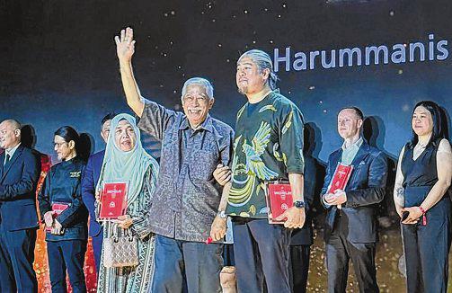 Singapore chef Akmal Anuar's Dubai outpost of Harummanis enters Bib Gourmand list