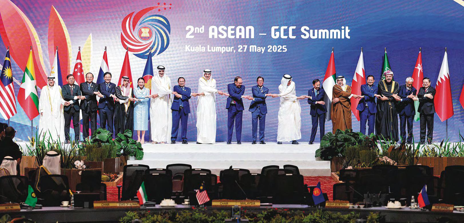 Asean, GCC, China Can Deepen Ties Amid Global Uncertainty: PM Wong
