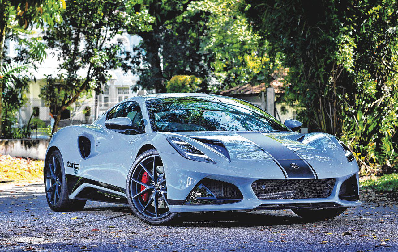 Its mini supercar looks and easy-to-drive nature make the Turbo SE good for everyday driving