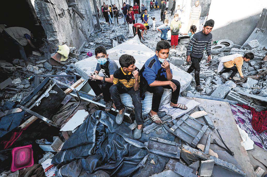 Hamas Responds to US' Hostage Deal Amid Israel's Threat of Annihilation