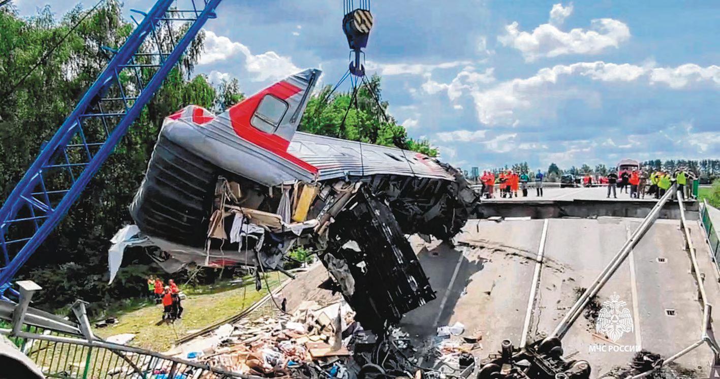 Russia and Ukraine step up war on eve of peace talks