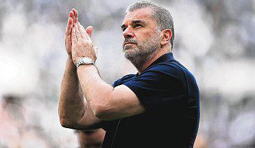 Ex-players urge Spurs to keep Postecoglou