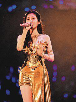 Chinese Singer Diamond Zhang to Hold Singapore Concert in August