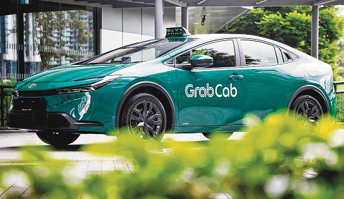 GrabCab to Launch in July With 40 Toyota Prius Taxis for a Start