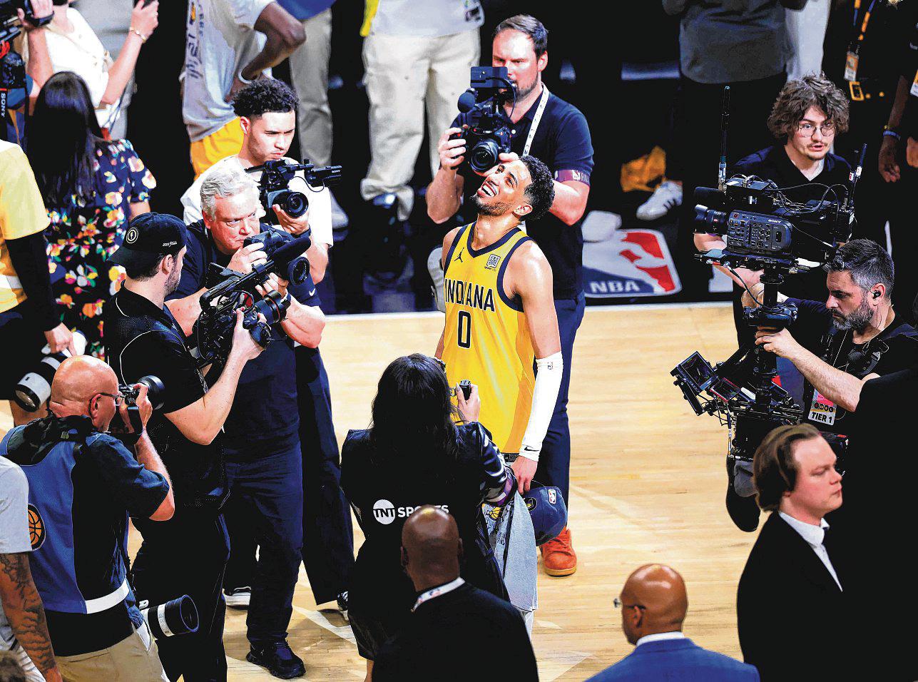 The Last Shot, The Last Laugh