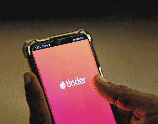 Swipe right on at least 180cm? Tinder tests new height filter