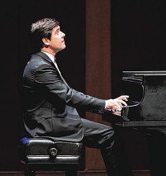 Ukrainian virtuoso Vadym Kholodenko coaxes ravishing sounds from piano