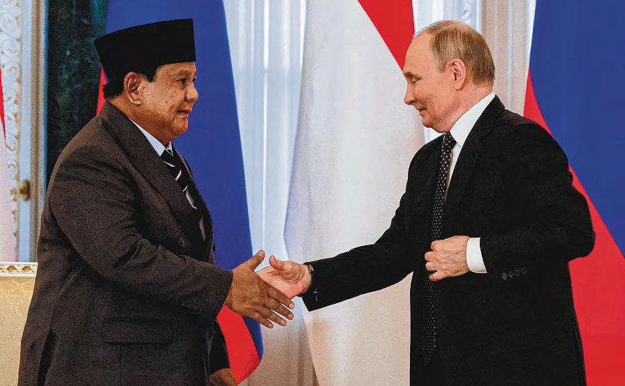 Prabowo Charts Independent Course by Skipping G-7 for Russia Visit