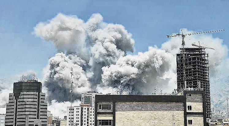 Israel intensifies attacks, strikes notorious Iranian prison