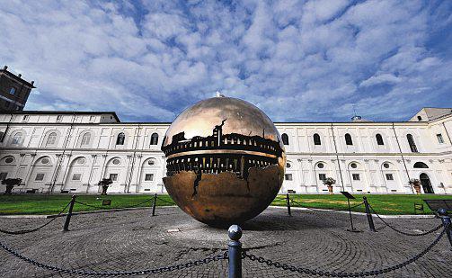 Obituary: Arnaldo Pomodoro Was a Sculptor of Monumental Fractured Spheres