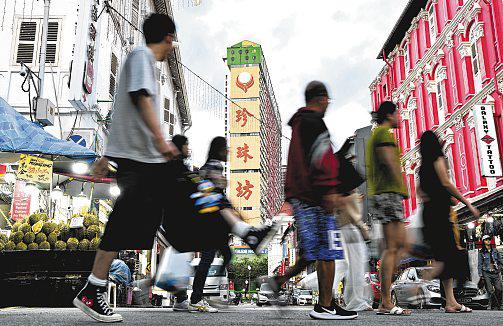 More sizzle and soul for Chinatown, please