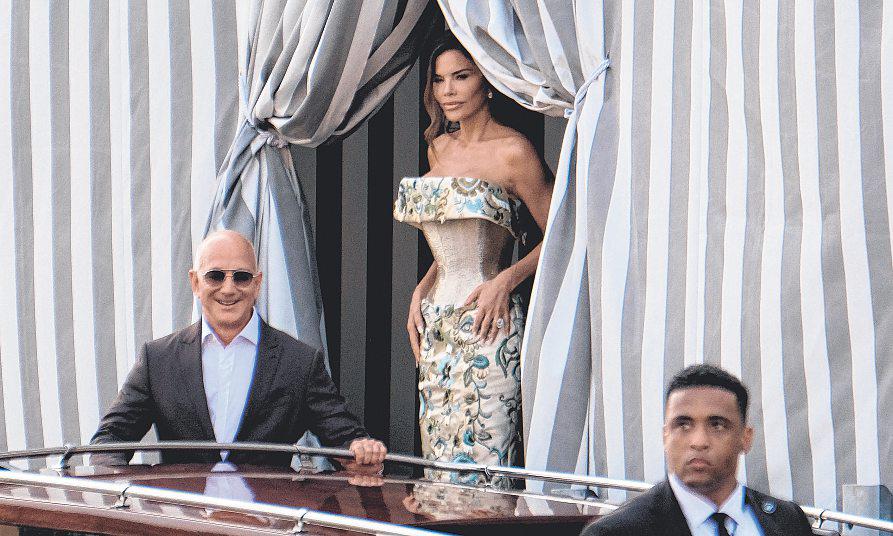 Stars Converge on Venice for Bezos-Sanchez Wedding Gala