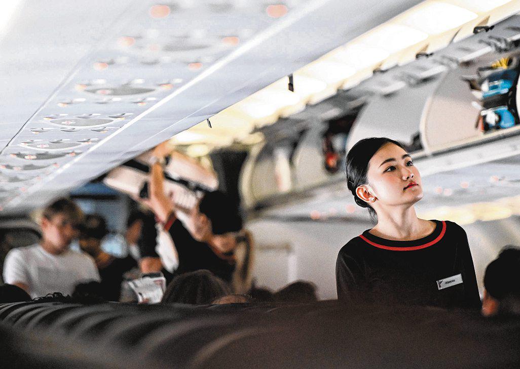 Organised crime groups behind in-flight thefts, say S'pore police