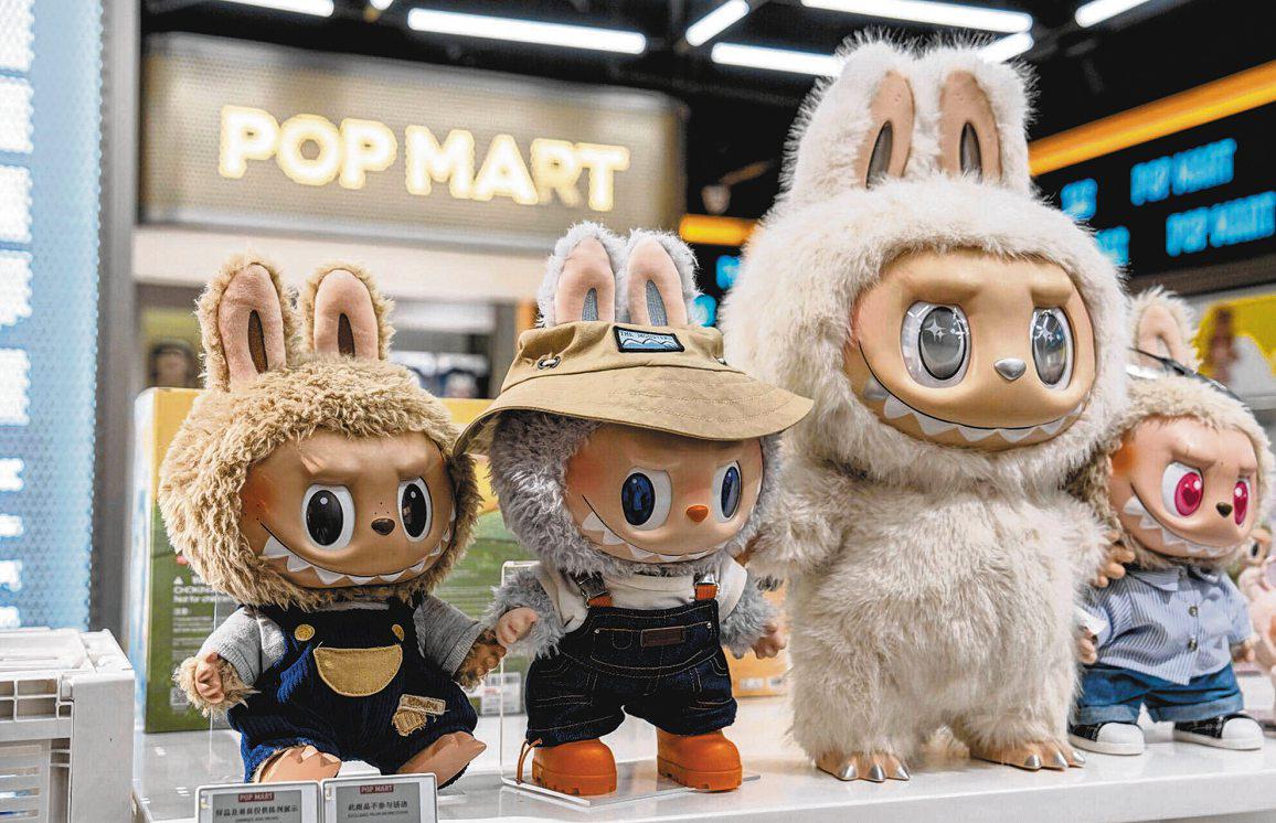 Chinese fund beats 97% of peers by buying Gen Z darlings Pop Mart, Laopu Gold
