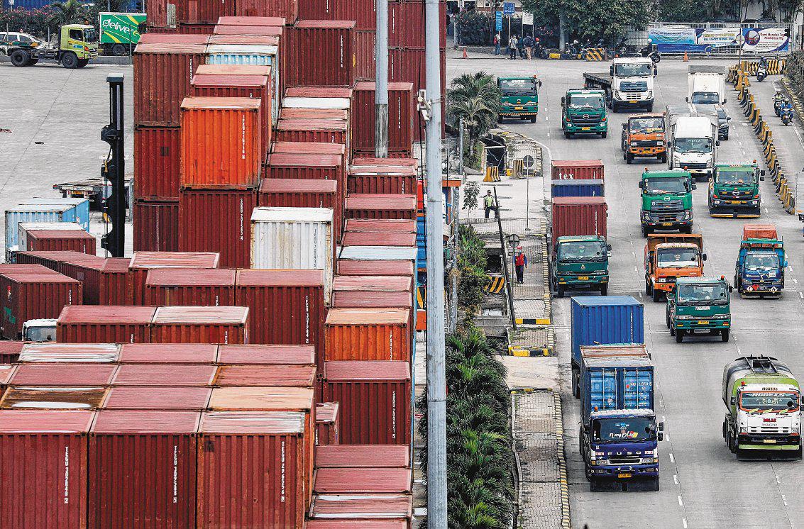 Indonesia to Ease Import Curbs Ahead of US Tariff Deadline