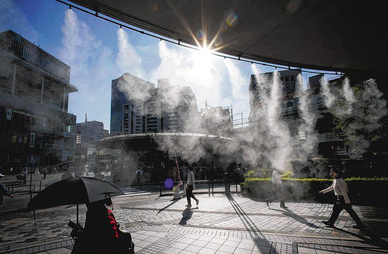 Average temperature up 2.3 deg C in Japan's hottest June