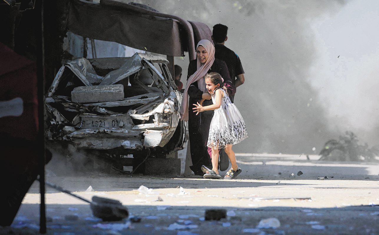 Hamas Responds to Gaza Ceasefire Plan in 'a Positive Spirit'