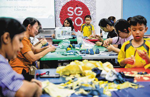 Changkat Primary turns 2,000 old uniforms into new creations
