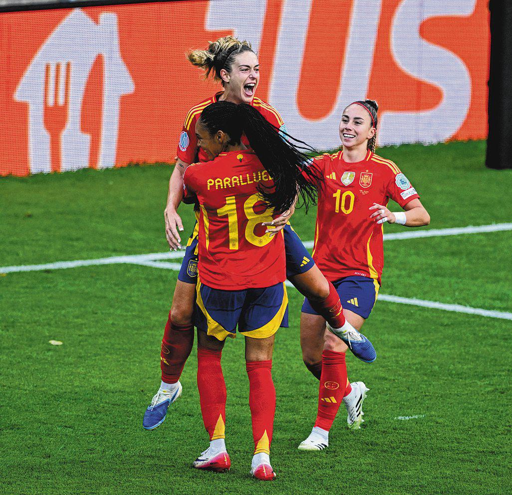 Spain adapt to batter Belgium 6-2, reach quarterfinals