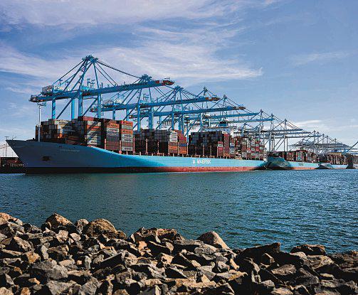 Trump Hits Brazil with 50% Tariff, Issues Notices to 7 Minor Trading Partners