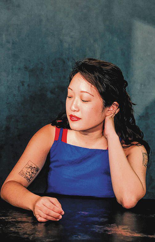 Shze-hui Tjoa's experimental memoir The Story Game plays with silence and gaps