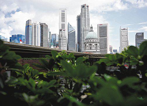 Central bank vigilant to risks in global markets transmitting to S'pore