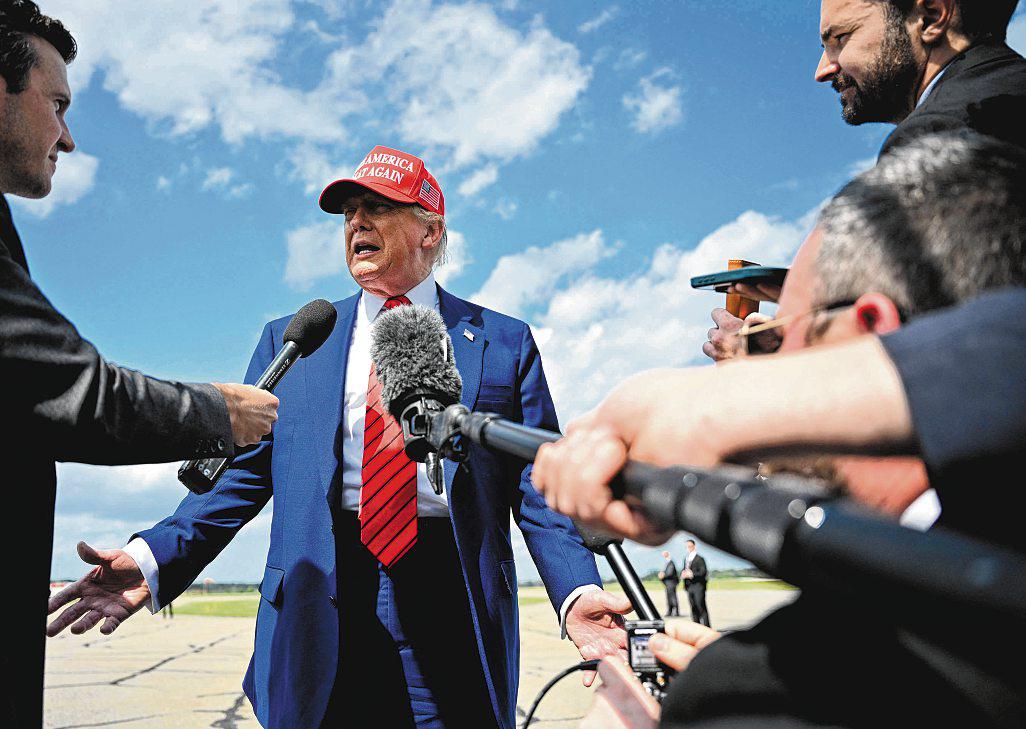 Maga diehards turn on Trump over Ukraine, Epstein files