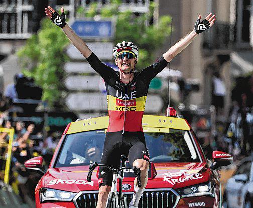 Deserving Stage 15 victory for 'dedicated' Wellens