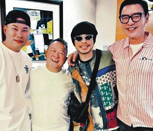 Kenny Bee, Eric Tsang distance themselves from Namewee after taking group photo