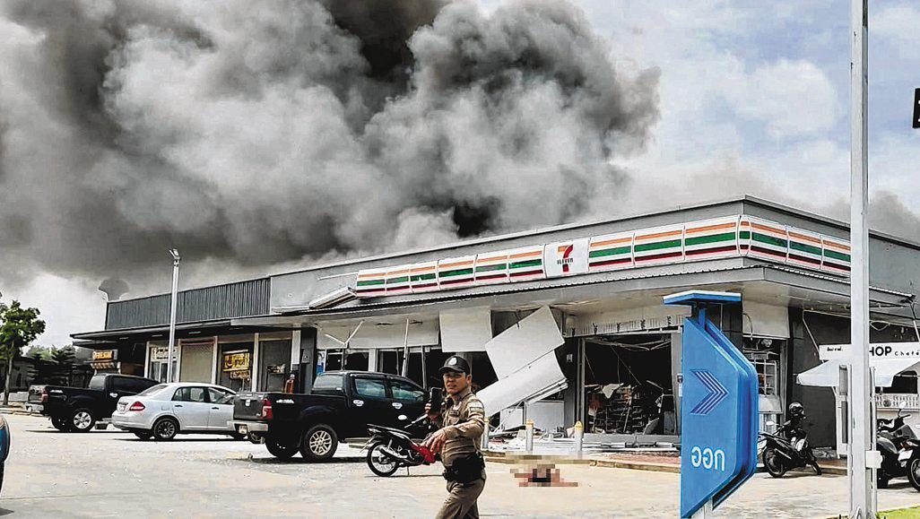 Border Row Turns Deadly as Thailand, Cambodia Exchange Fire