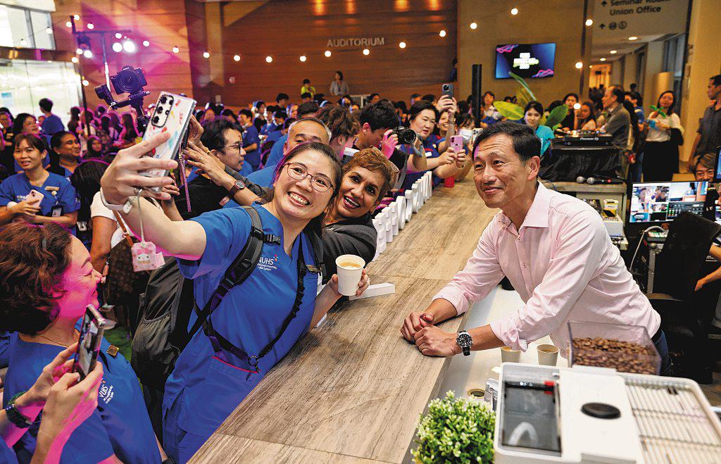 Tech Can Help Efforts To Shift Healthcare Delivery Towards Community: Ong Ye Kung