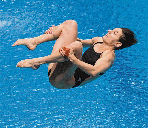 Dive Queen Conquers Past Demons